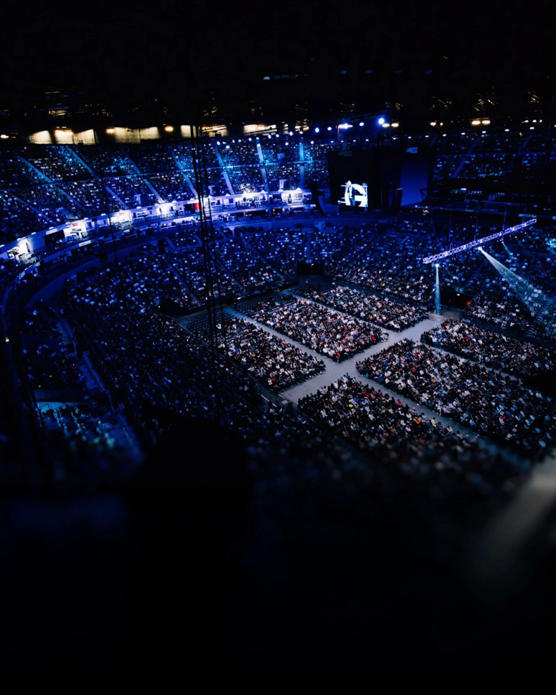 Volle Lanxess Arena in Köln beim Greator Festival